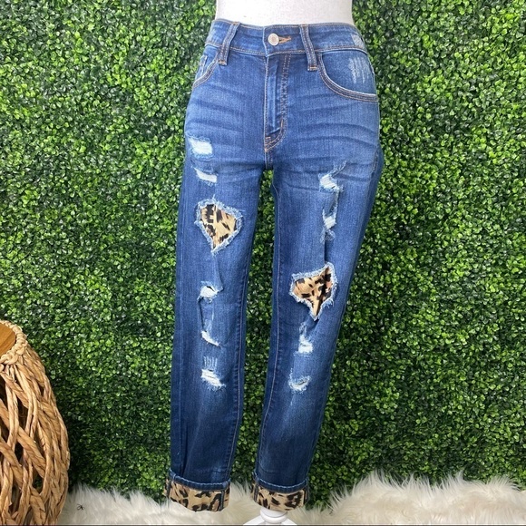 Kancan mid rise ankle skinny cheetah print jeans - Picture 2 of 5